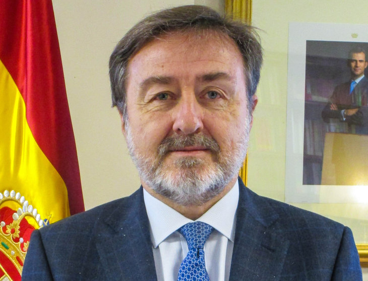 Javier Herrera García-Canturri dejará la capital francesa tras algo más de 4
años al frente del Consulado.